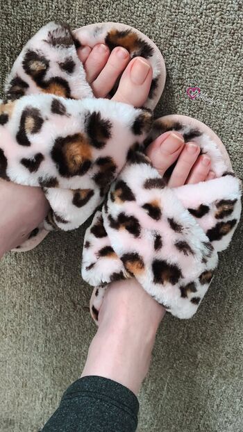 Prettiest feet leaked private photo uncensored HD quality