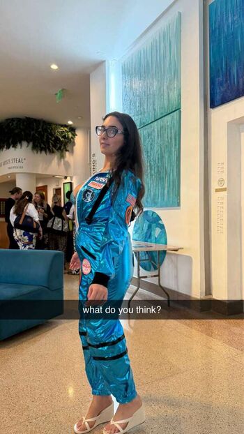 Qveenjulia  page leaked private photo uncensored HD quality