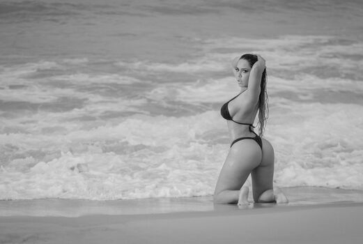 Renata frisson page leaked private photo uncensored HD quality