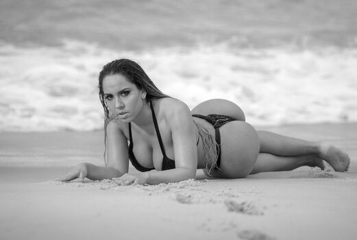 Renata frisson page leaked private photo uncensored HD quality