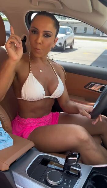 Renata frisson page leaked private photo uncensored HD quality