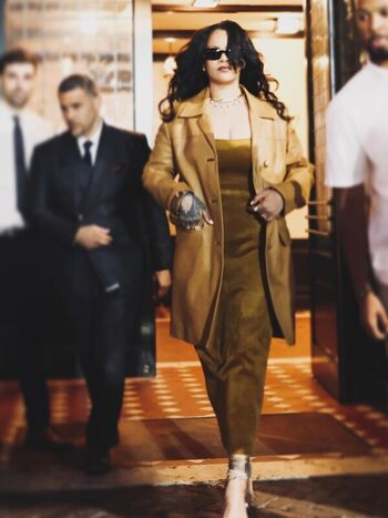 Rihanna leaked private photo uncensored HD quality