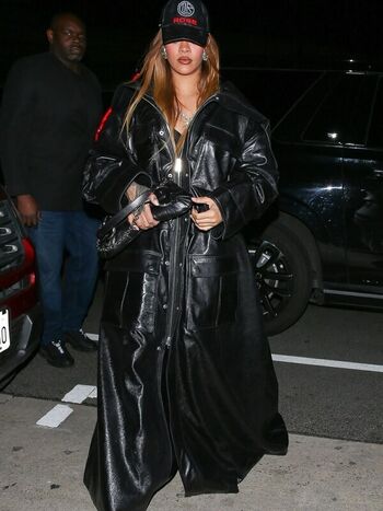 Rihanna leaked private photo uncensored HD quality