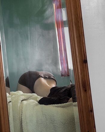 Robyn  page leaked private photo uncensored HD quality