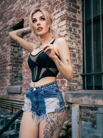 Rolyatistaylor  page leaked private photo uncensored HD quality