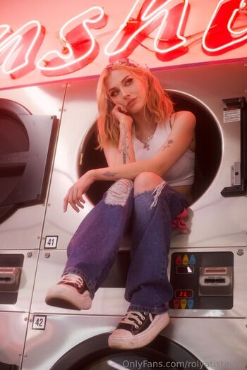 Rolyatistaylor  page leaked private photo uncensored HD quality