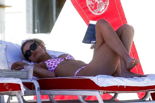 Roosmarijn de kok page leaked private photo uncensored HD quality