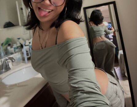 Rosyyyesme leaked private photo uncensored HD quality