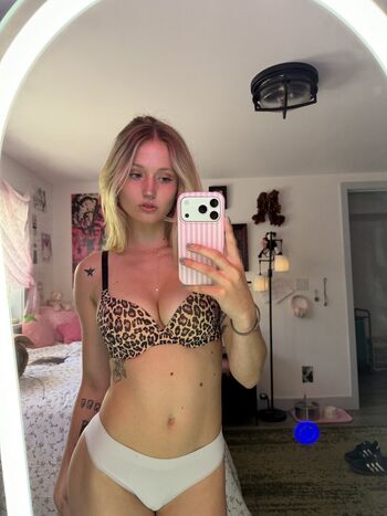 Ryryanxo leaked private photo uncensored HD quality