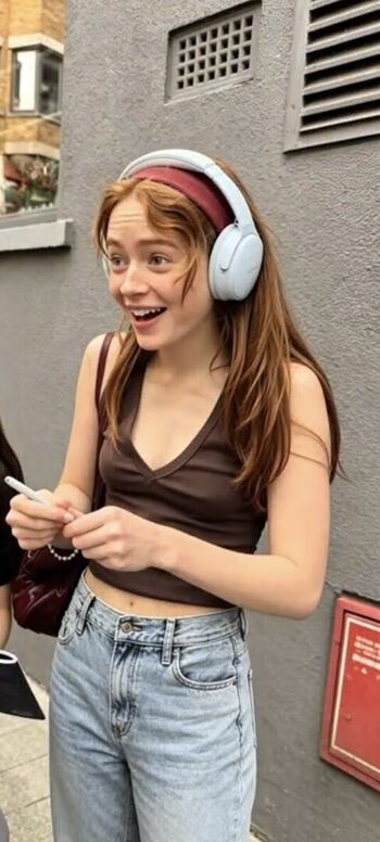 Sadie sink page leaked private photo uncensored HD quality