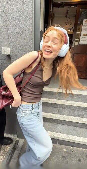 Sadie sink page leaked private photo uncensored HD quality