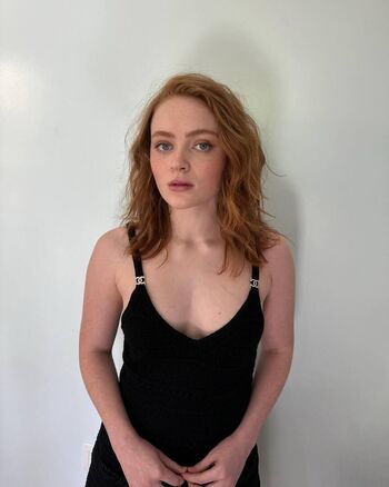 Sadie sink leaked private photo uncensored HD quality