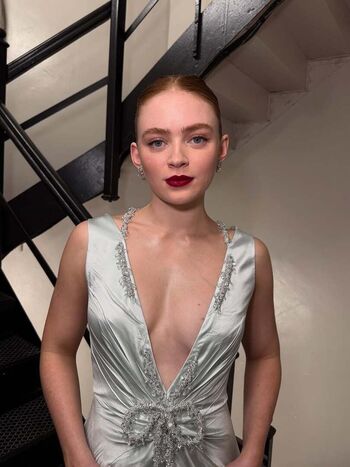 Sadie sink leaked private photo uncensored HD quality