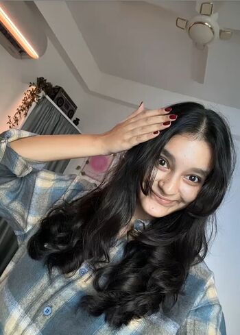 Sakshi pandey page leaked private photo uncensored HD quality
