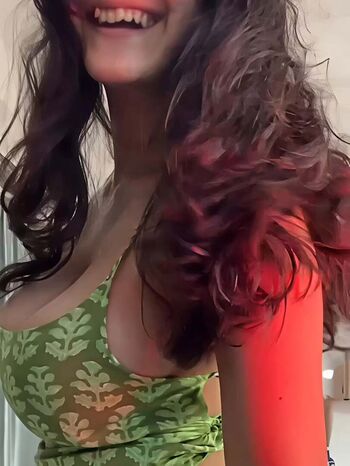 Sakshi pandey page leaked private photo uncensored HD quality