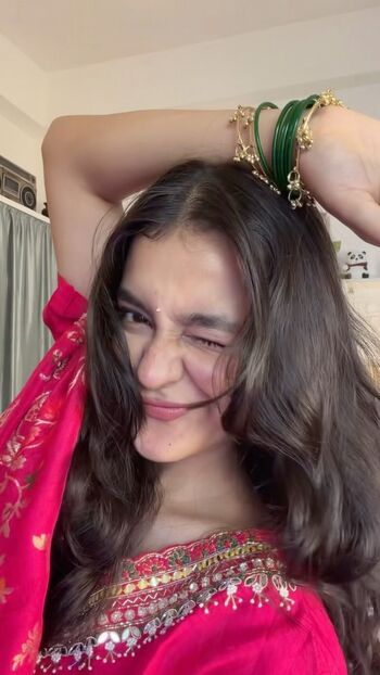 Sakshi pandey page leaked private photo uncensored HD quality
