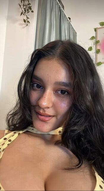 Sakshi pandey page leaked private photo uncensored HD quality