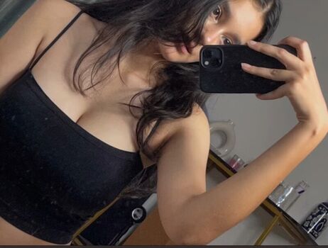 Sakshi pandey page leaked private photo uncensored HD quality