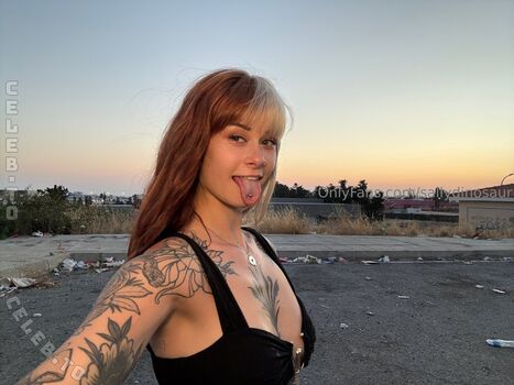Sallydinosaur leaked private photo uncensored HD quality