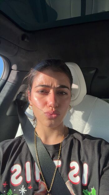Sara saffari page leaked private photo uncensored HD quality