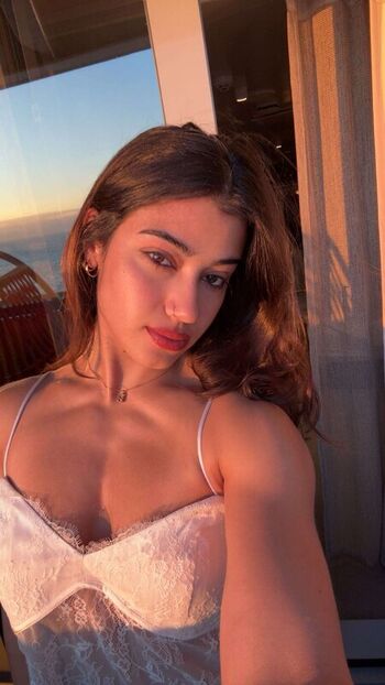 Sara saffari page leaked private photo uncensored HD quality