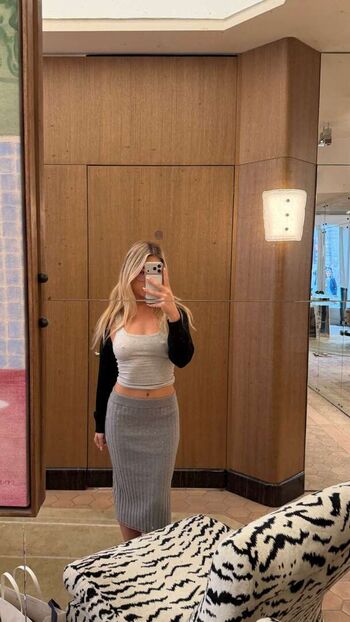 Scarlet aviram leaked private photo uncensored HD quality