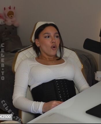 Shakiravv page leaked private photo uncensored HD quality
