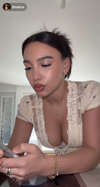 Shakiravv leaked private photo uncensored HD quality
