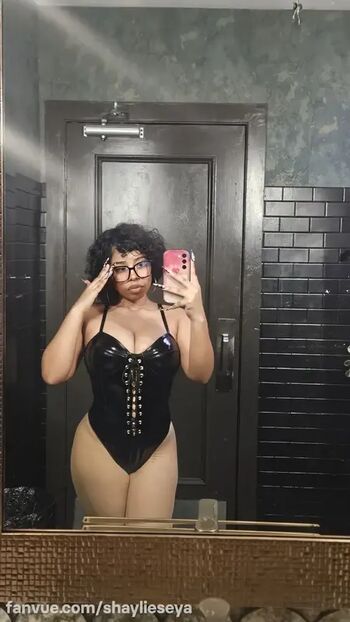 Shaylieseya leaked private photo uncensored HD quality