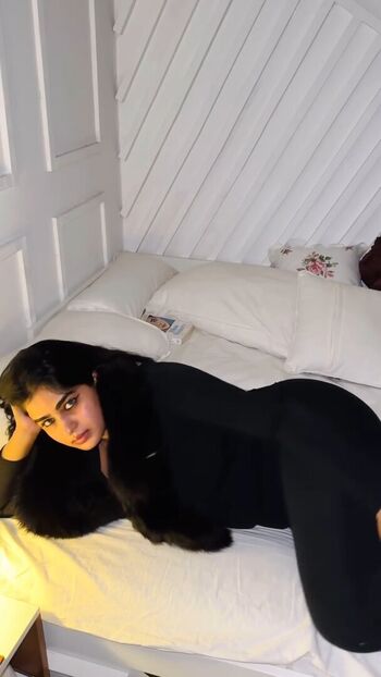 Shilpa chandrashekar page leaked private photo uncensored HD quality