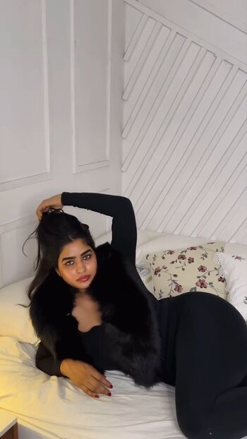 Shilpa chandrashekar page leaked private photo uncensored HD quality