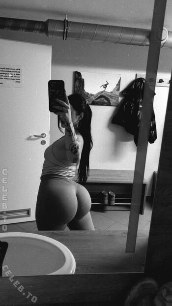 Sinarwtz page leaked private photo uncensored HD quality