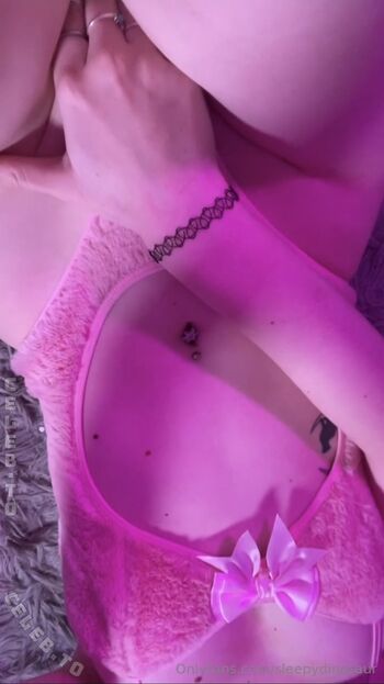 Sleepydinosaur  page leaked private photo uncensored HD quality