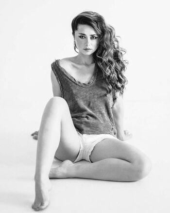 Sophia gray leaked private photo uncensored HD quality