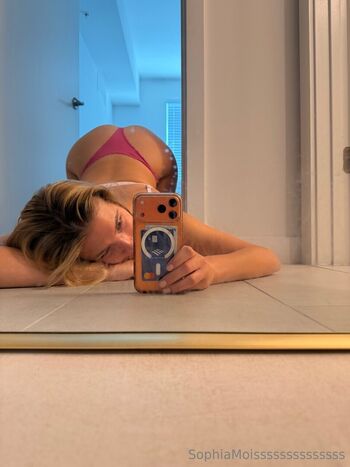 Sophieredxoxo leaked private photo uncensored HD quality