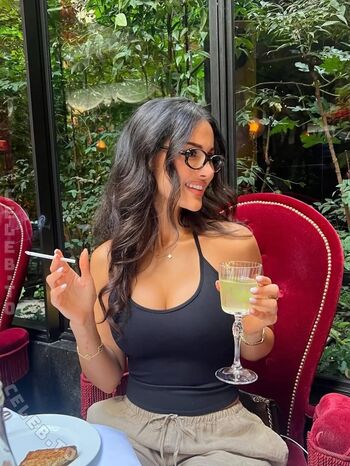 Sssniperwolf  page leaked private photo uncensored HD quality