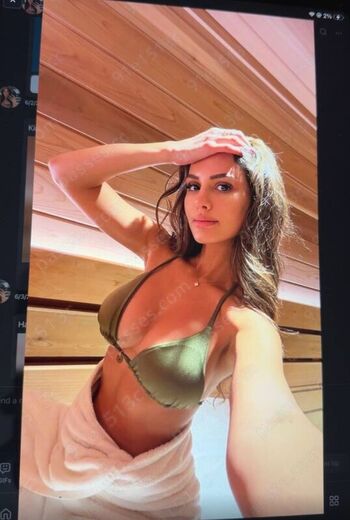 Sssniperwolf  page leaked private photo uncensored HD quality