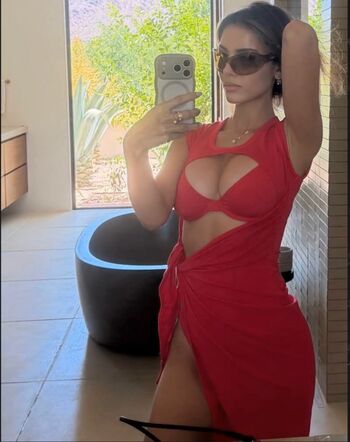 Sssniperwolf  page leaked private photo uncensored HD quality