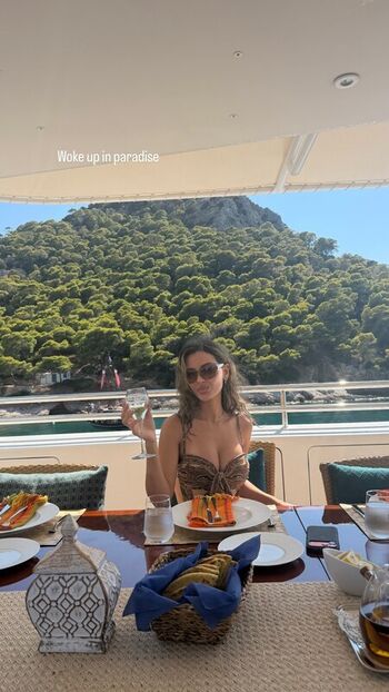 Sssniperwolf  page leaked private photo uncensored HD quality