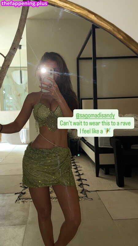 Sssniperwolf / leaked private photo uncensored HD quality