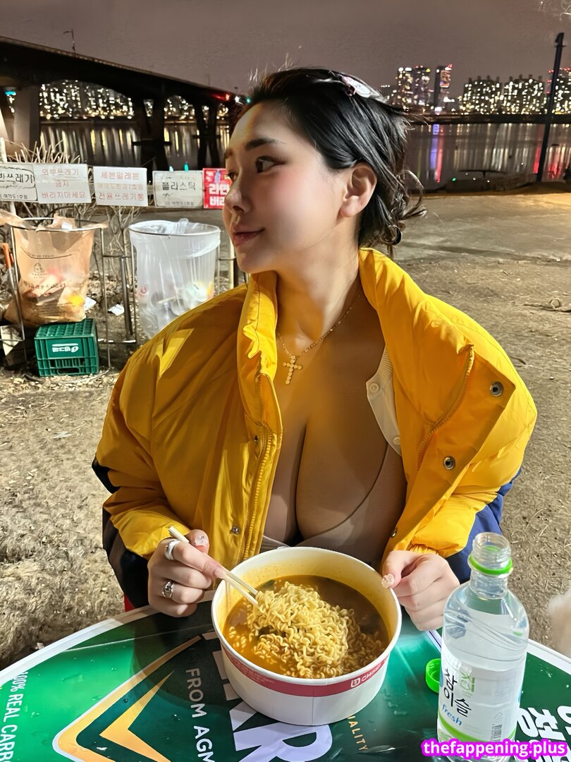 Ssusu kang / leaked private photo uncensored HD quality