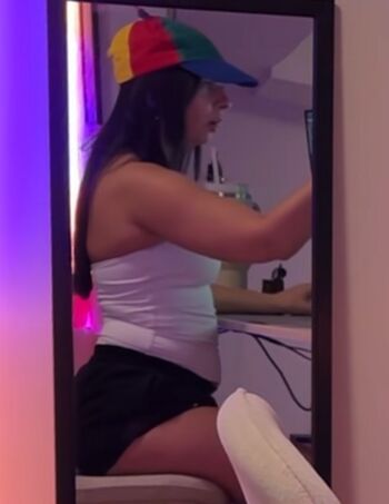 Thatgirlgatto page leaked private photo uncensored HD quality