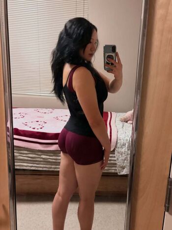 Thick asian women leaked private photo uncensored HD quality