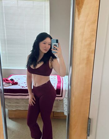 Thick asian women leaked private photo uncensored HD quality