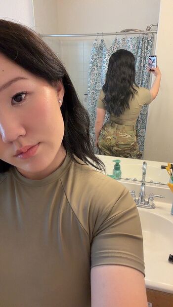 Thick asian women leaked private photo uncensored HD quality