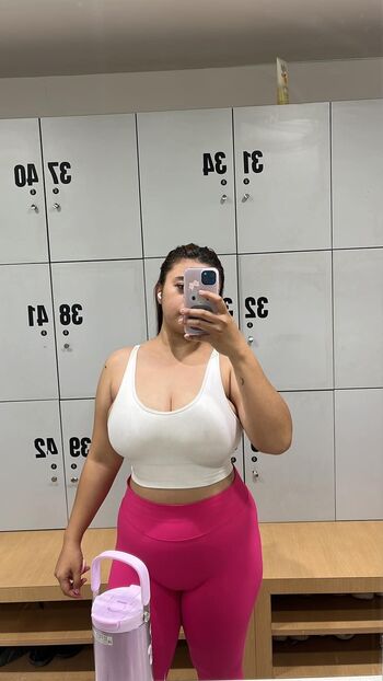 Thick asian women leaked private photo uncensored HD quality