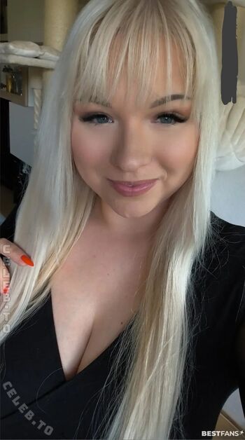Tina typicaltinaa leaked private photo uncensored HD quality