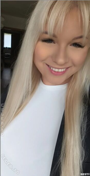 Tina typicaltinaa leaked private photo uncensored HD quality