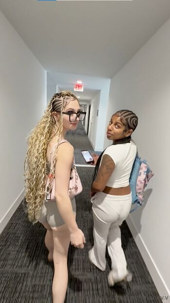 Touchmoney v page leaked private photo uncensored HD quality