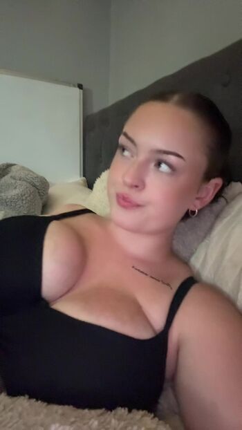 Ttayallyles nudes page leaked private photo uncensored HD quality
